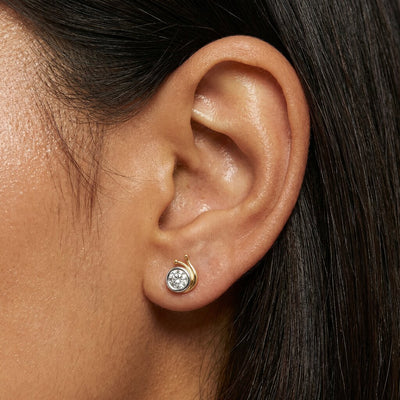 Snail Solitaire 9KT Gold Laboratory Grown Diamond Stud Earrings