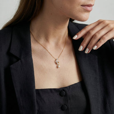 Swirling Pearl 9KT Gold Laboratory Grown Diamond Necklace