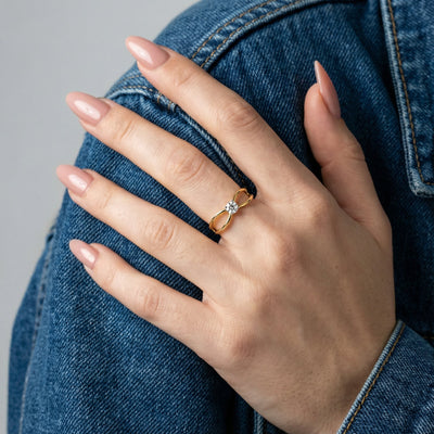 Infinity Bond 9KT Gold Laboratory Grown Diamond Ring