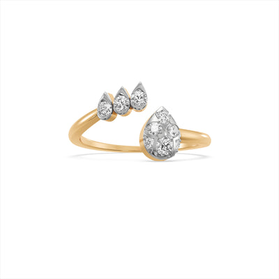 Mesmeric 9KT Gold Laboratory Grown Diamond Ring