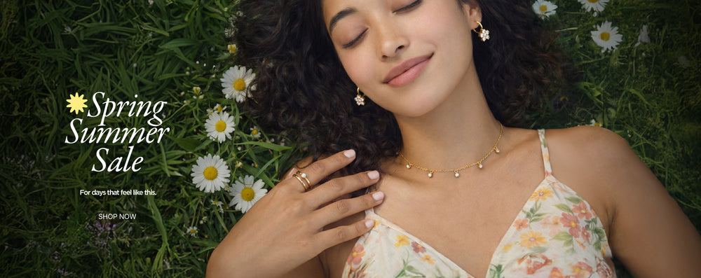 SPRING SUMMER COLLECTION Banner