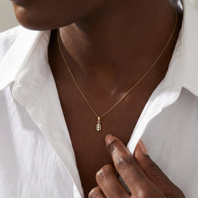 Lumi Column 9KT Gold Laboratory Grown Diamond Pendant