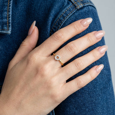 Circular 9KT Gold Laboratory Grown Diamond Ring