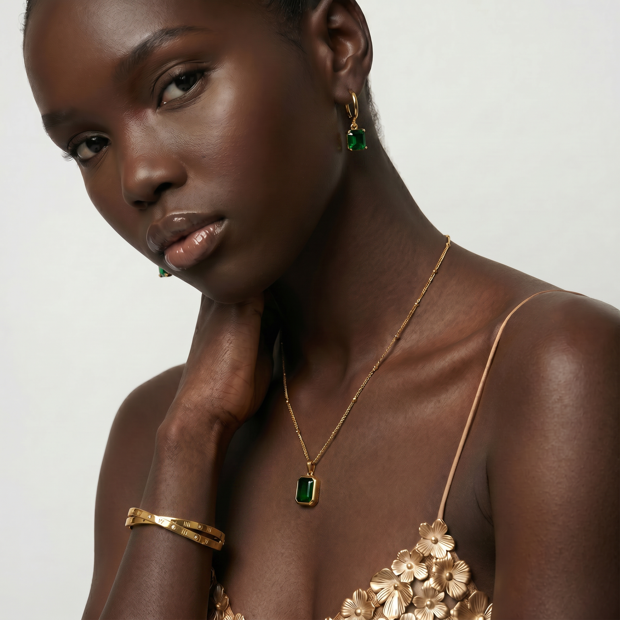 Classic Emerald Necklace
